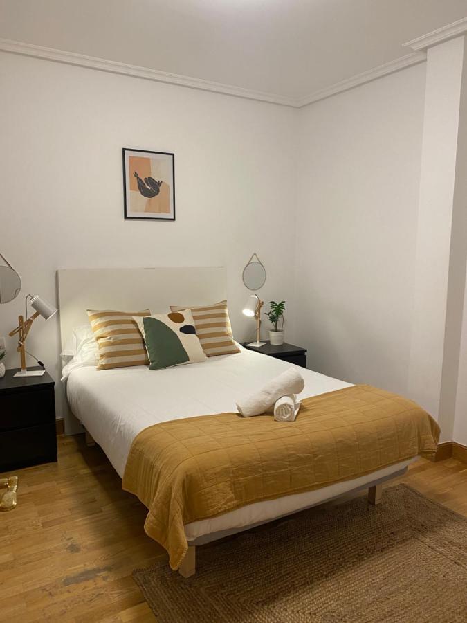 Apartamento Amplio Y Central A Pie De Playa La Concha San Sebastián Eksteriør bilde